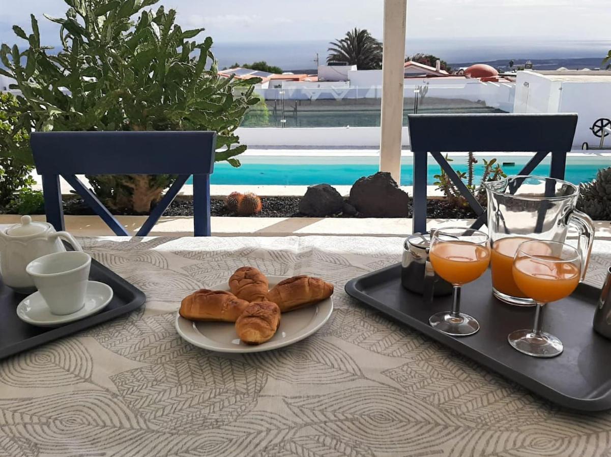 Villa Nirvana - Casa Marosenia Güime Buitenkant foto